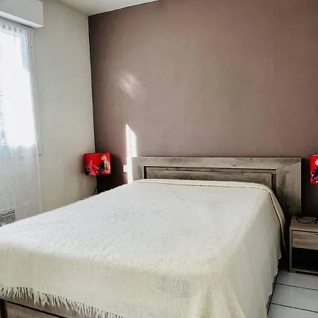 Coquet T1 Bis A Avec Terrasse, Parking Prive Et Acces Internet - Fr-1-495-102 Cambo-les-Bains