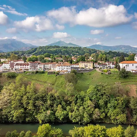 Apartment Coquet T1 Bis A Avec Terrasse, Parking Prive Et Acces Internet - Fr-1-495-102 Cambo-les-Bains
